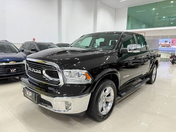 RAM CLASSIC 5.7 V8 GASOLINA LARAMIE CD 4X4 AUTOMÁTICO RAM CLASSIC 5.7 V8 GASOLINA LARAMIE CD 4X4 AUTOMÁTICO